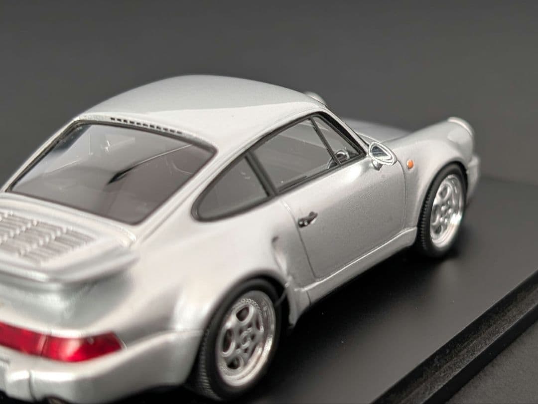 スパーク 1/43 ポルシェ 911 ターボ S 1992 シルバー