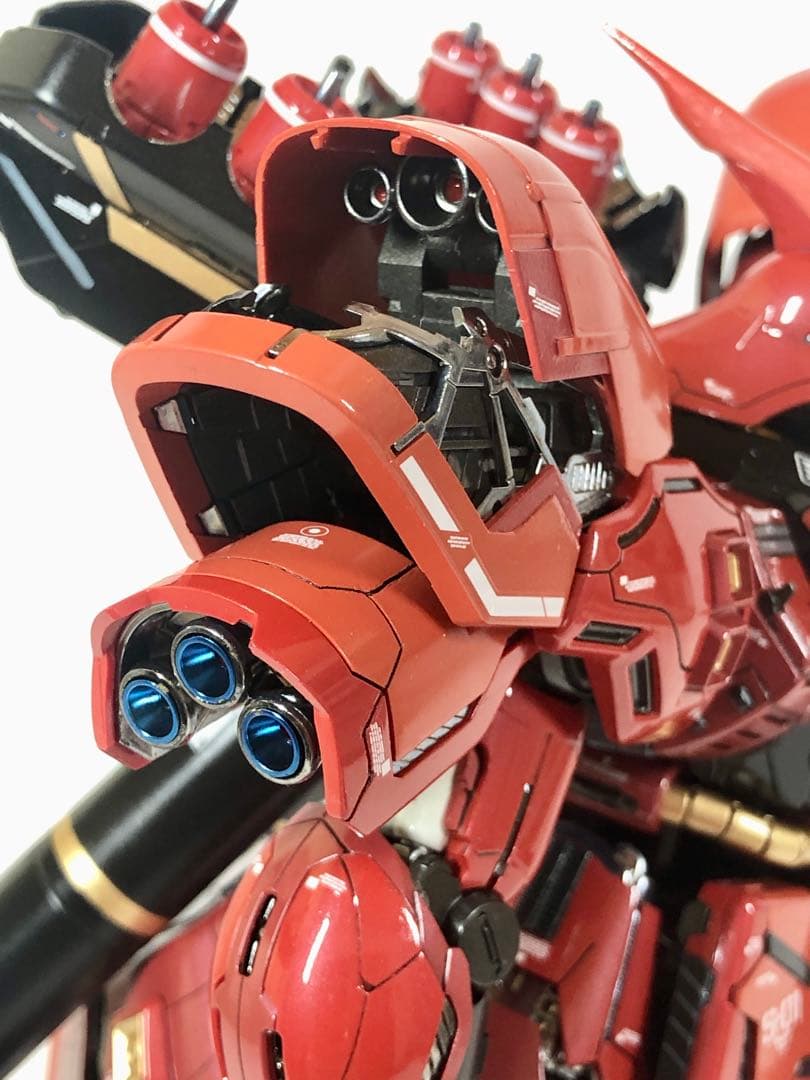 バンダイ　1/100MG サザビーVer.Ka 完成品　改造模型