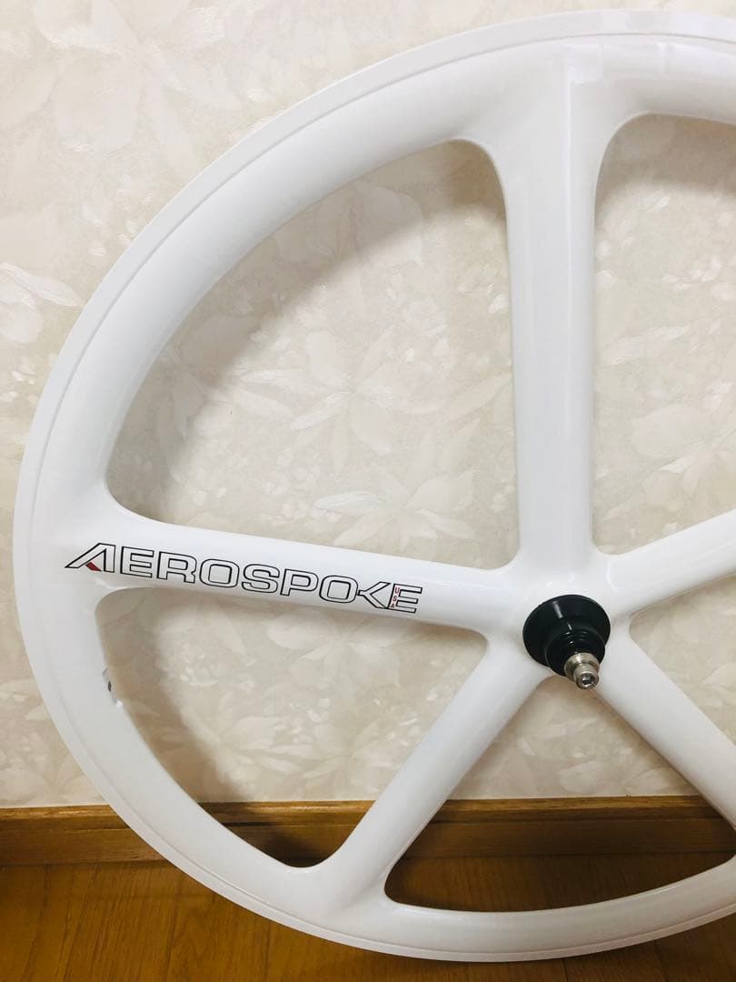 エアロスポーク　フロントホイール　ホワイト　700Ｃ　バトンホイール　新品　レア