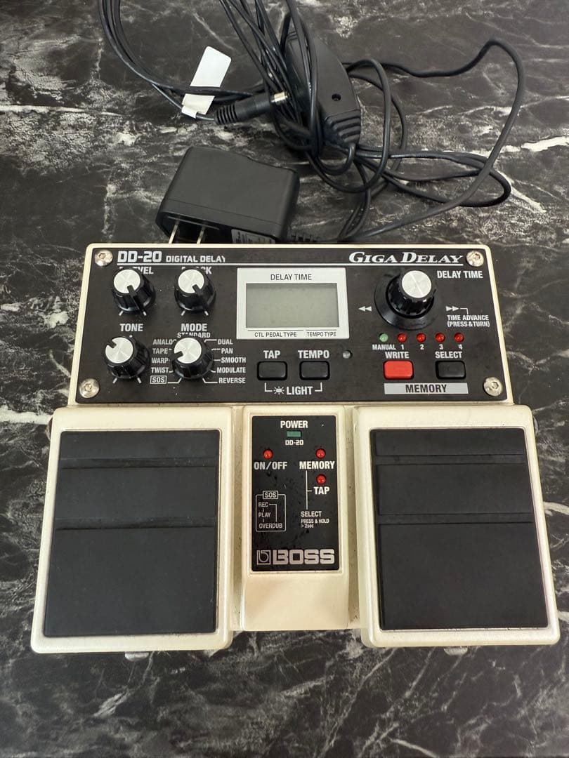 ギター BOSS DD-20 GIGA DELAY