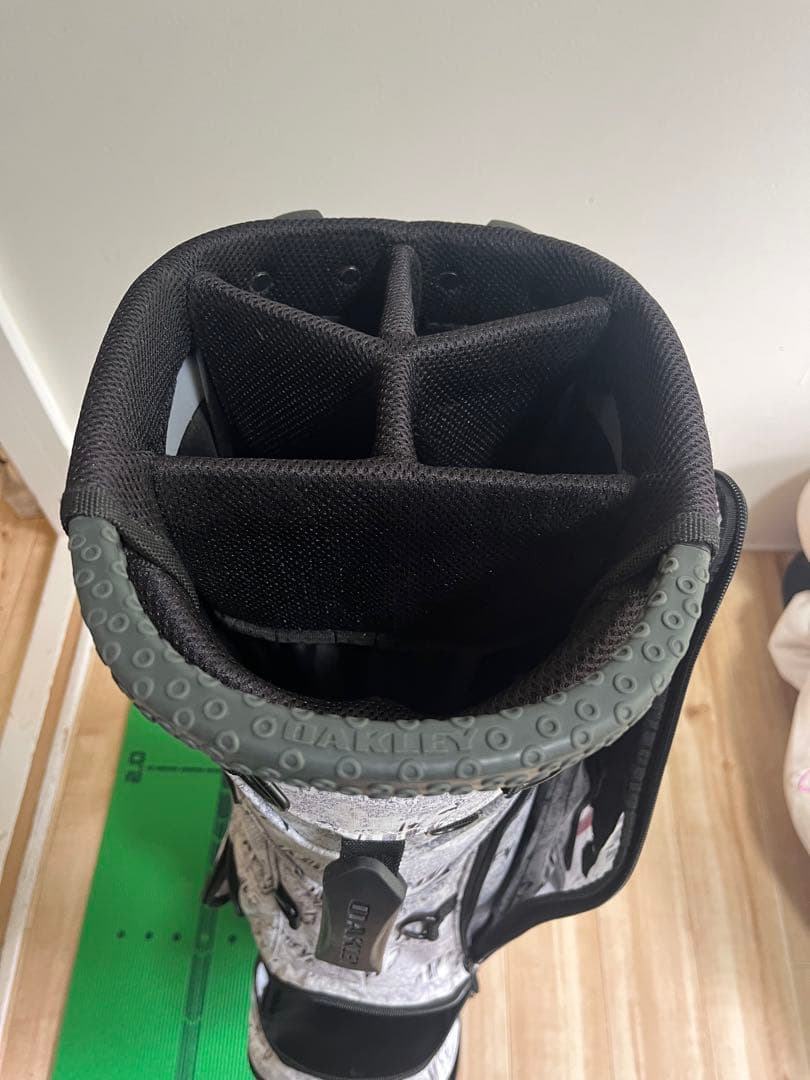 【美品】OAKLEY オックリー スタンドキャディバッグ