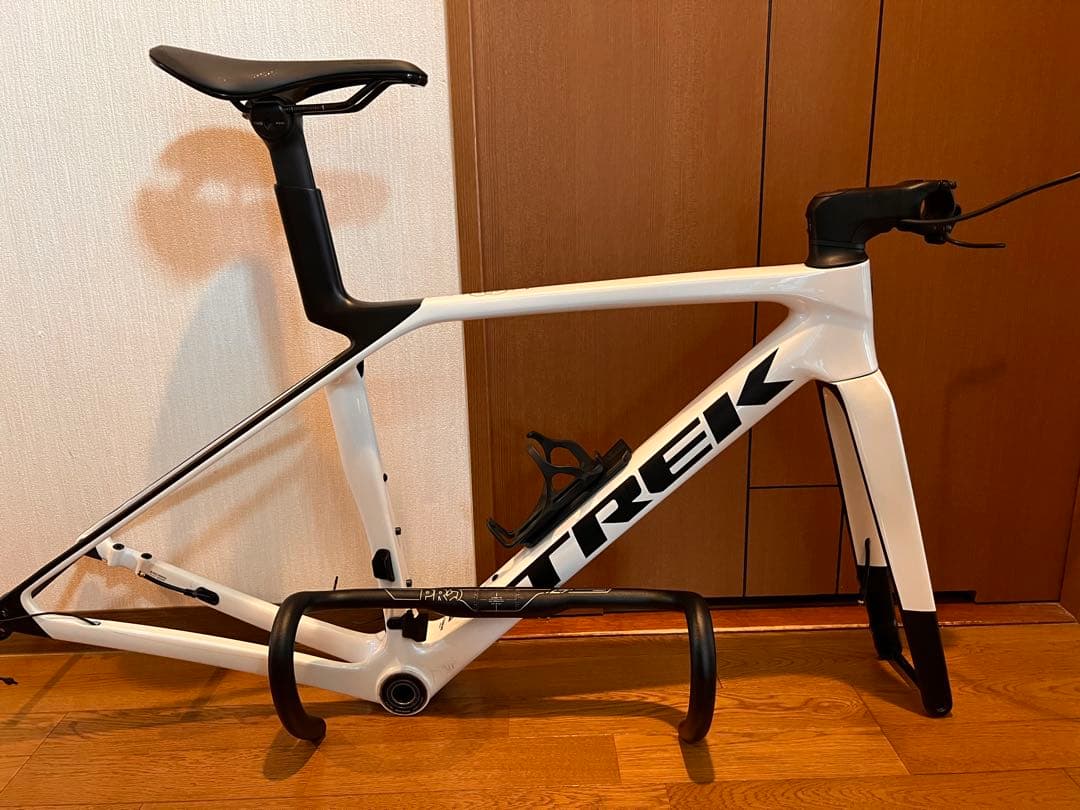 自転車本体 TREK MADONE gen8 SL