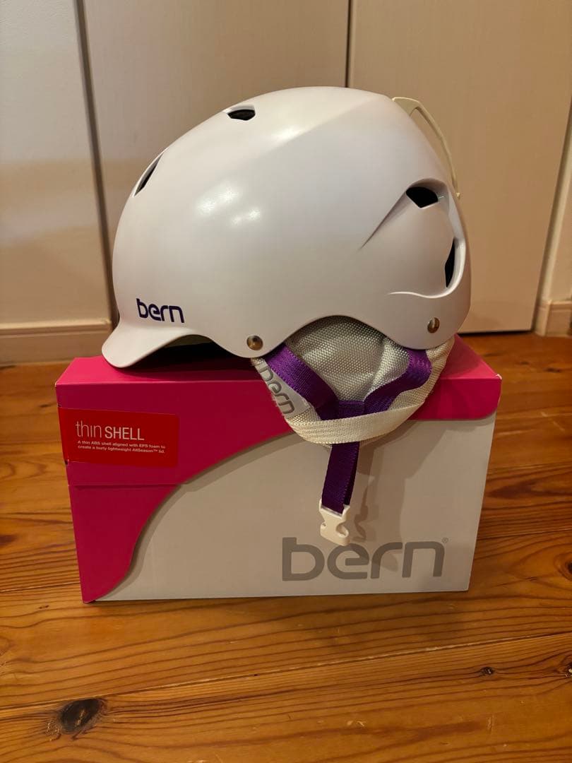 bern ヘルメット ホワイト