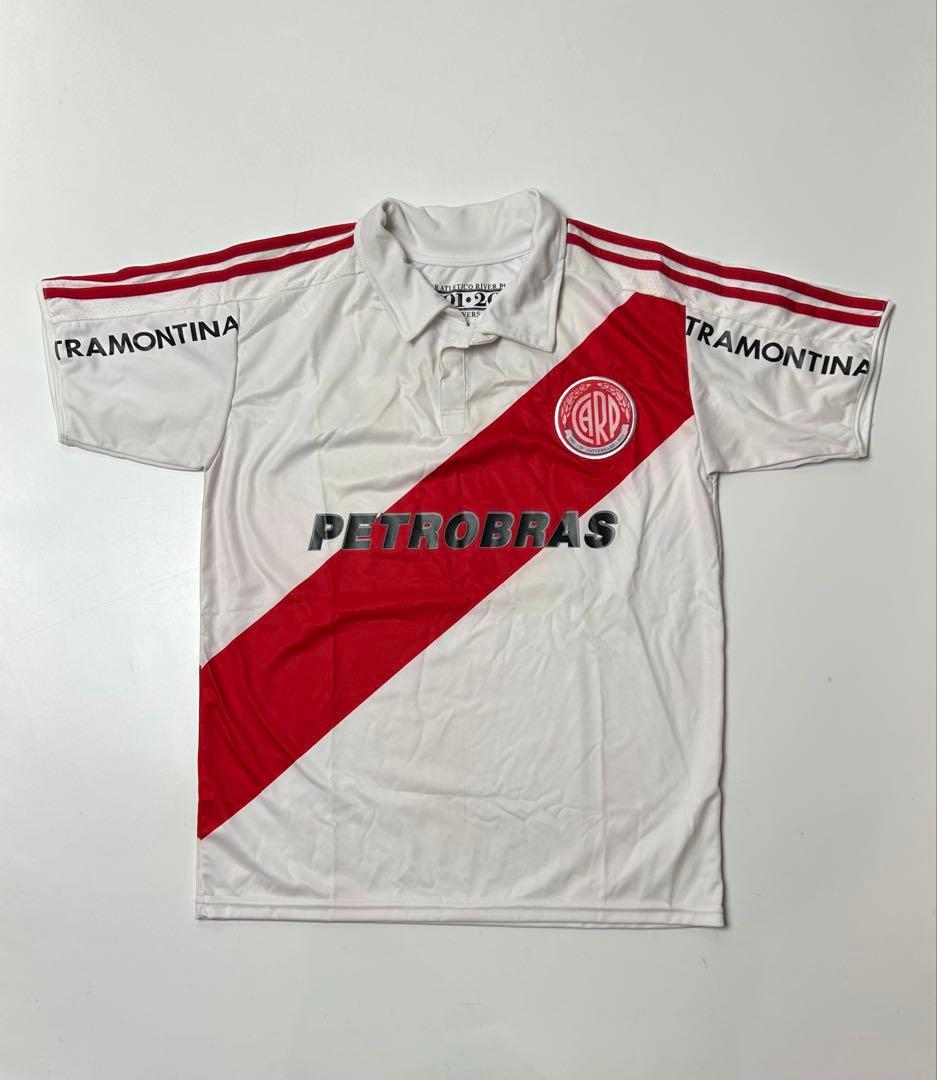  Plate リーベルプレート　ユニフォーム　ホワイト/レッド　M