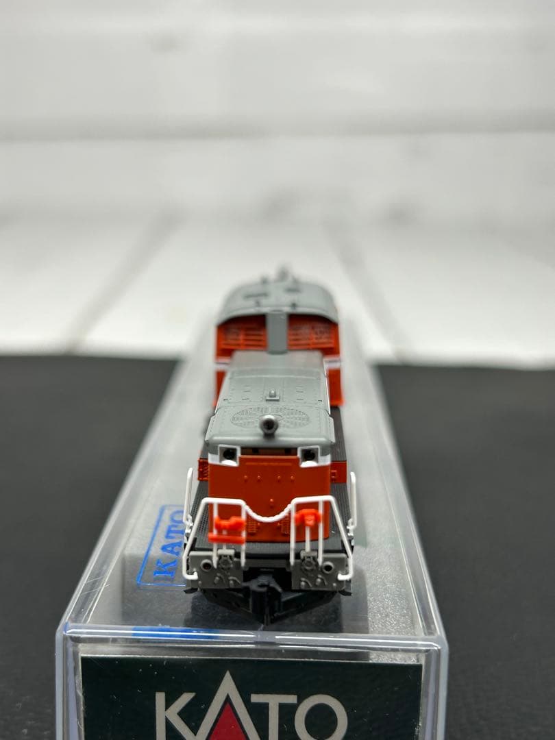 KATO 7008-8 DD51 500 中期 耐寒形（3灯形）ディーゼル機関車