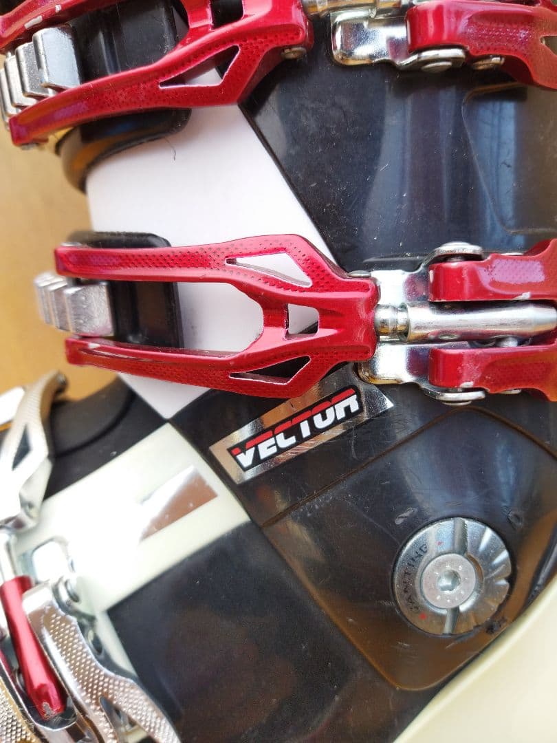 HEAD VECTOR VECTOR 100 男性用スキーブーツ　黒/白