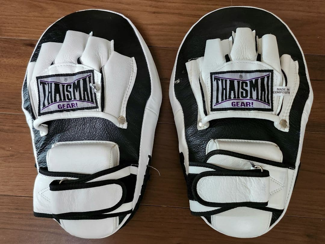 THAISMAI パンチングミット ストライカーミット BX-26