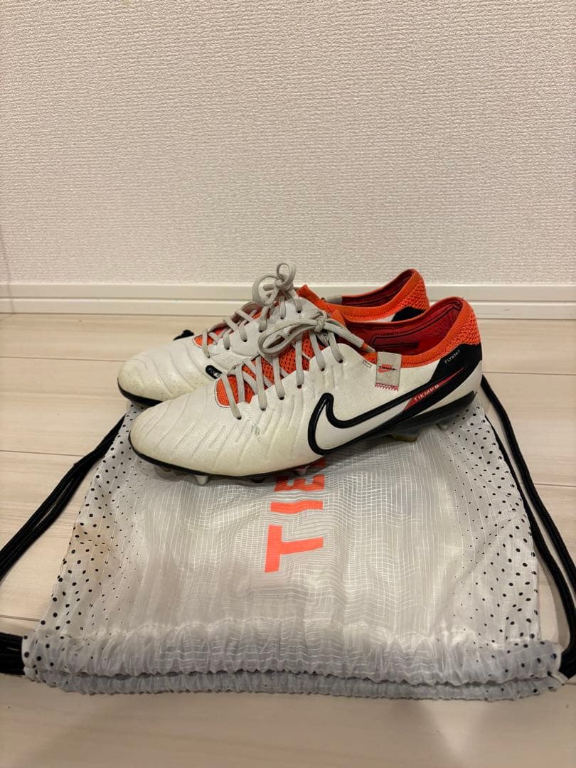 NIKE ティエンポ レジェンド 10 SGサッカーシューズ・スパイク