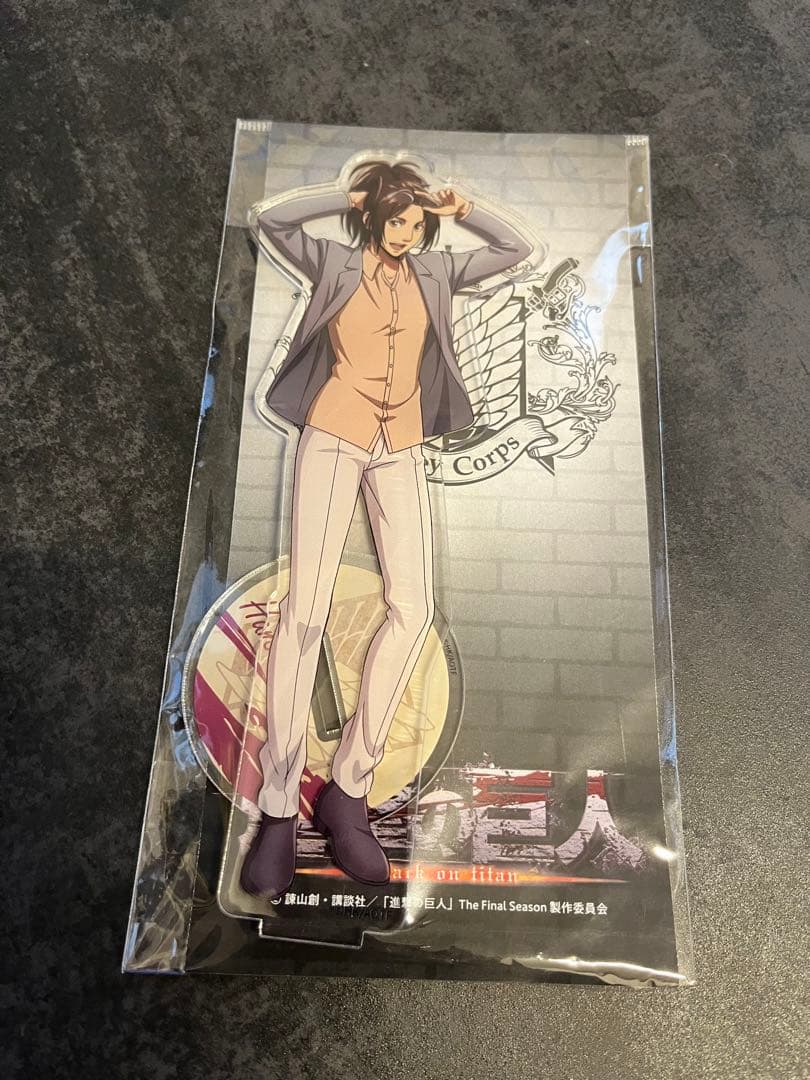 進撃の巨人　アクリルスタンド　ハンジ　待ち合わせ　アクスタ　M