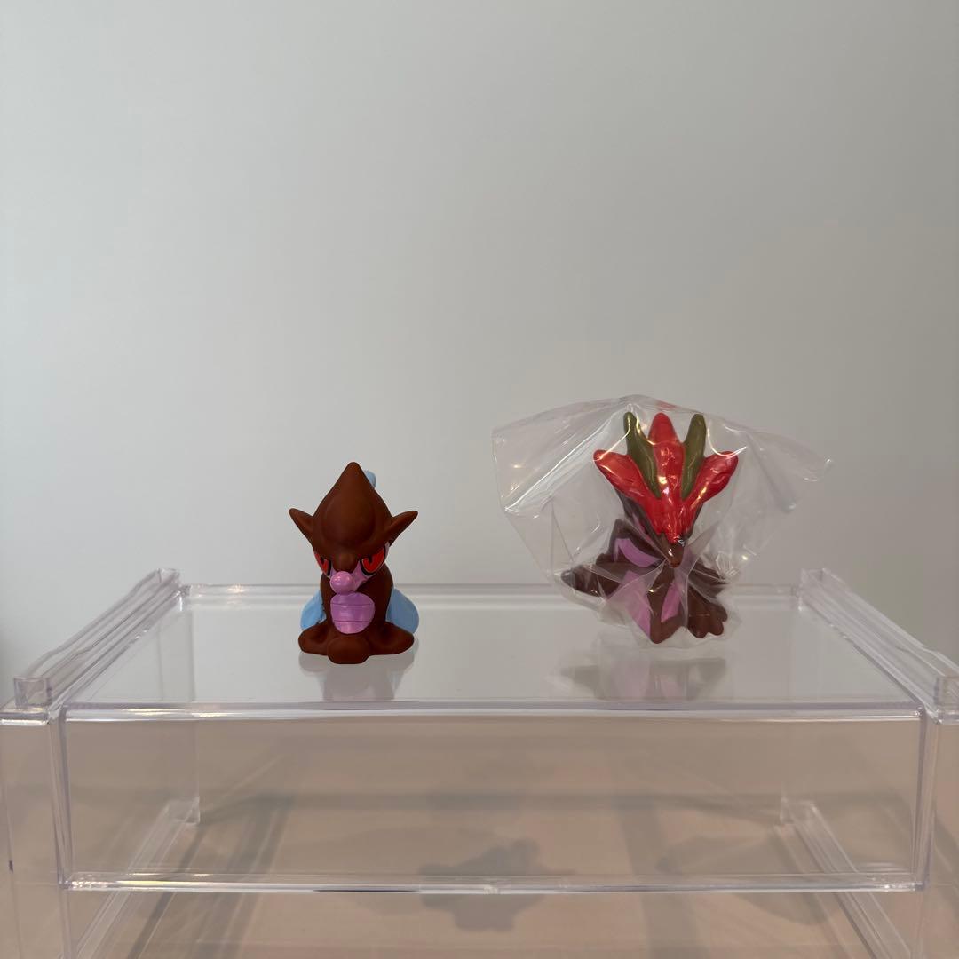 ひ*ん様 ポケモンキッズ　指人形　カロススペシャル　クズモー・ドラミドロ　セット