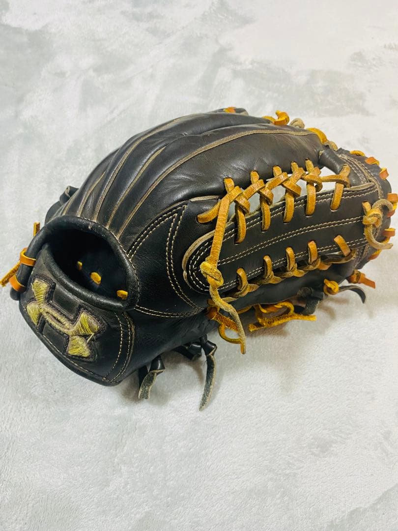 少年軟式用(外野手用)アンダーアーマー 糸井モデル風カスタムグラブ