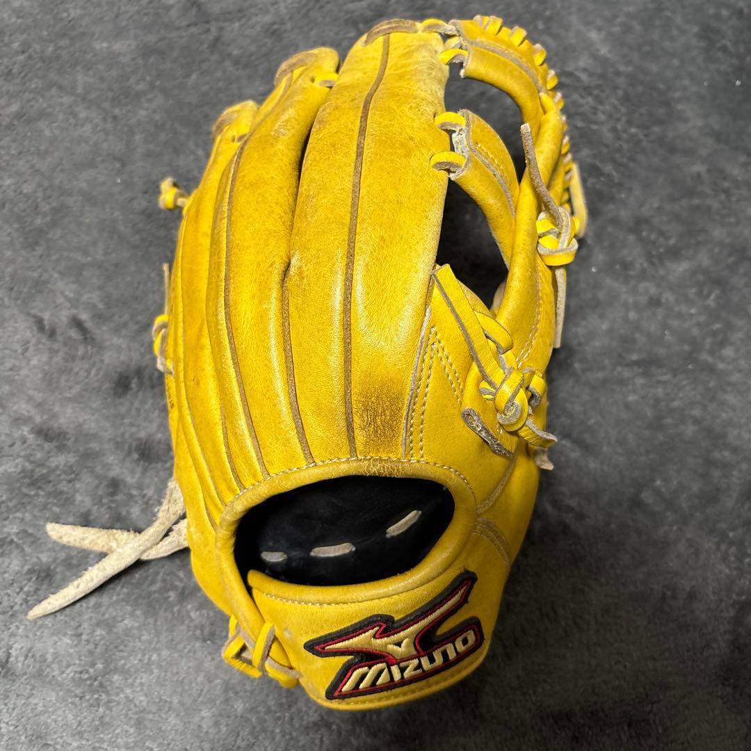 Mizuno Victory Stage イエローグローブ