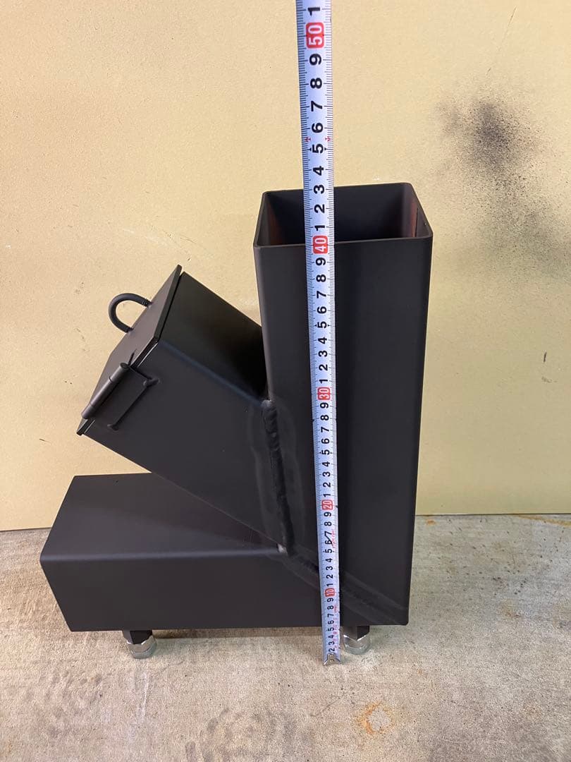 ロケットストーブ　五徳取り外し可能　灰かき棒付き