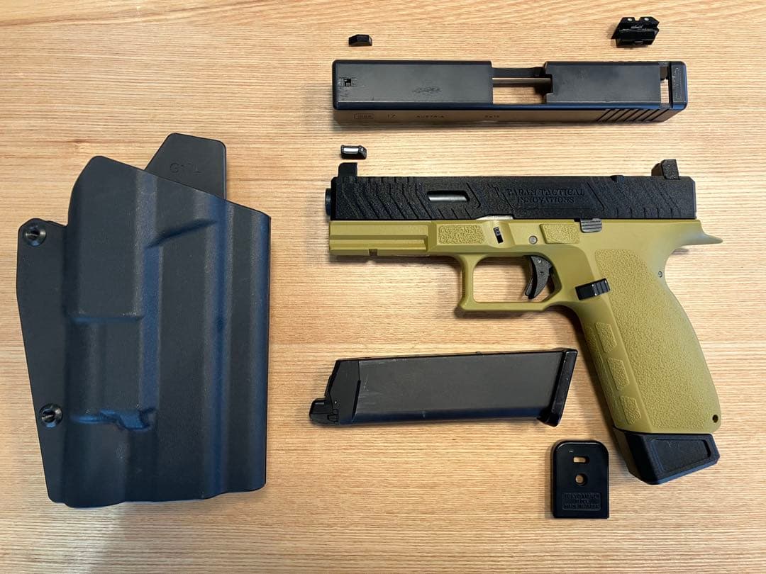 東京マルイ　ガスガン　グロック17外装カスタム　カイデックスホルスター　セット