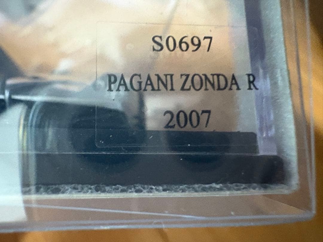 Pagani Zonda R 2007 ミニカー 1/43