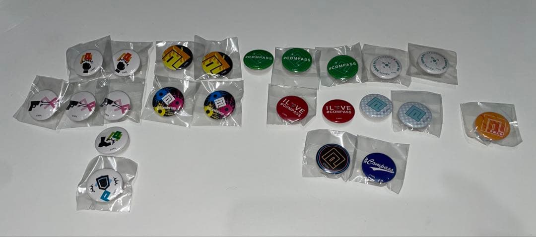 #コンパスロゴの豆缶バッジ