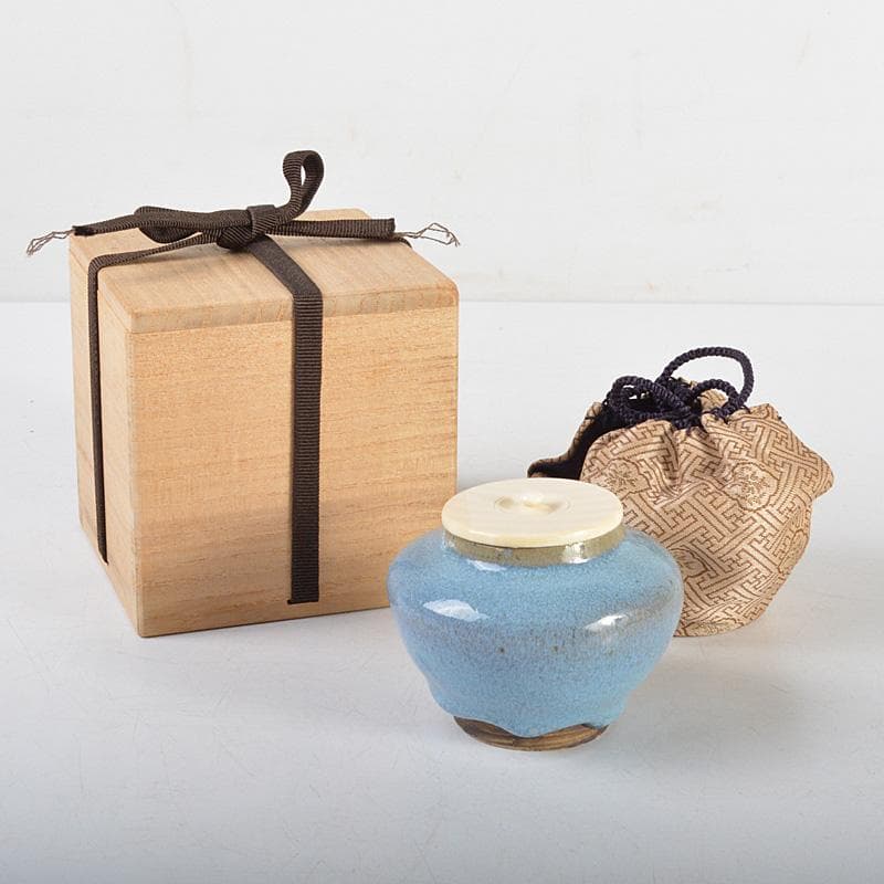中国　汝窯　天青釉　茶入　茶壷　蓋・仕覆付　時代箱　M　R4570