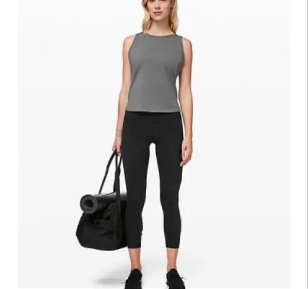 ルルレモン　新品未使用　ブラック レギンス サイズ8