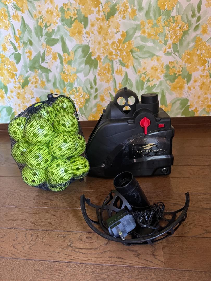 FIELD FORCE オートトスマシーン ・ネット・ボール20個付