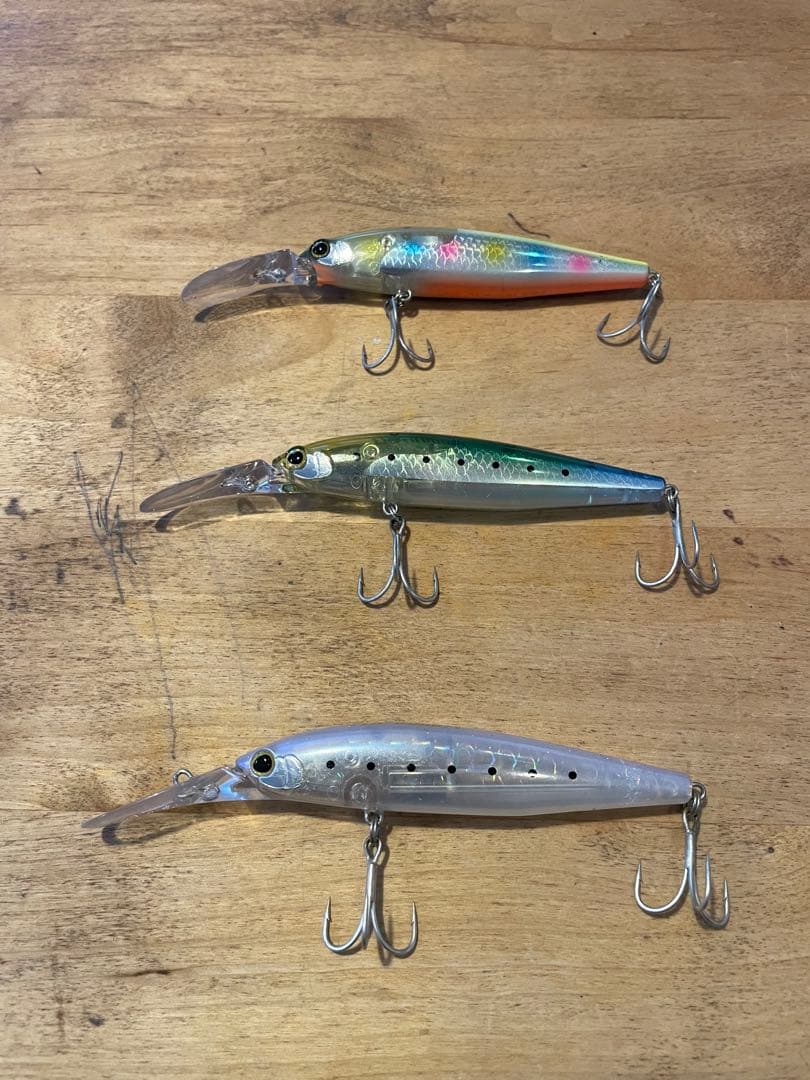 シマノ サイレントアサシン ➕ リングスター タックルボックス