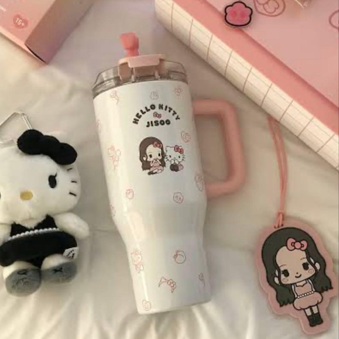 BLACKPINK JISOO ジス ハローキティ　タンブラー