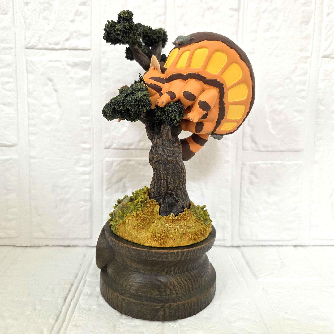 専用【となりのトトロ】松の木の上で　ジオラマ置時計　30周年記念　箱あり　未使用