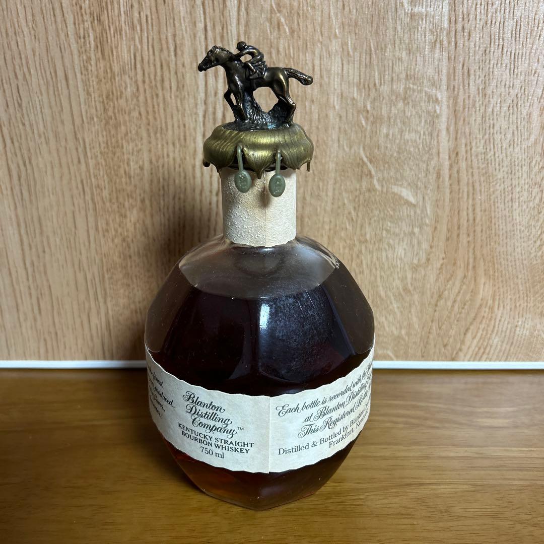 ブラントン　シングルバレル　ウイスキー