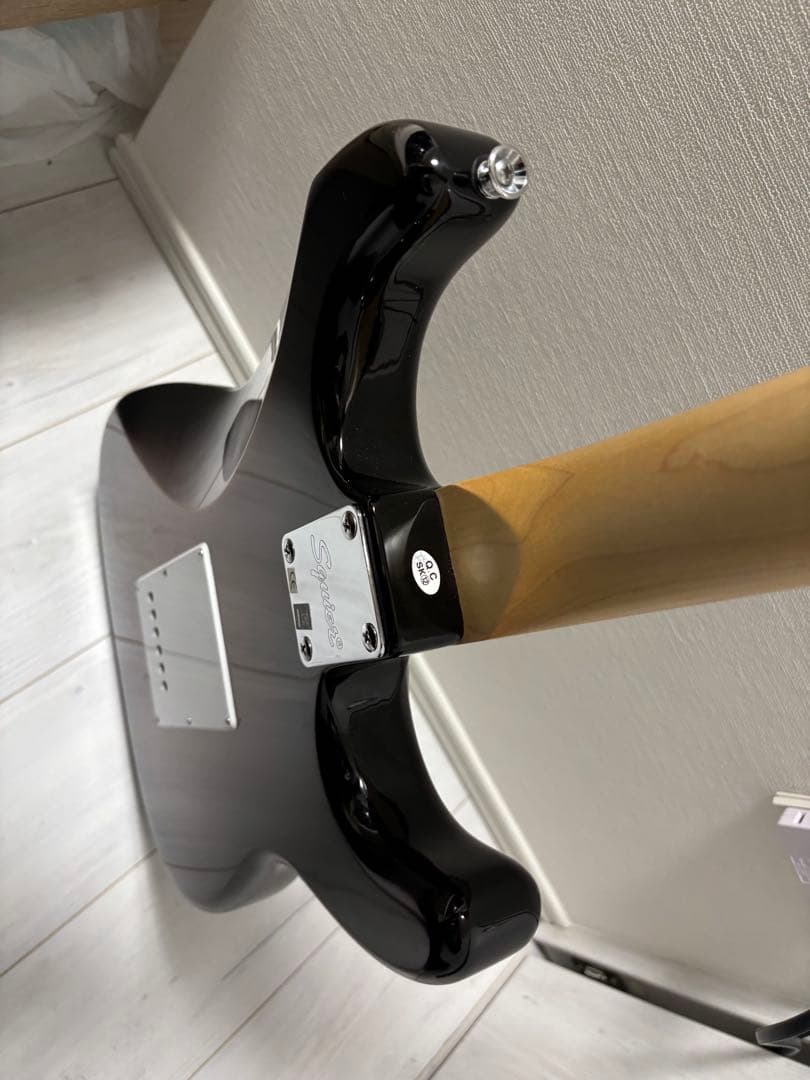 Squier レフティ Affinity ストラトキャスター サンバースト 左