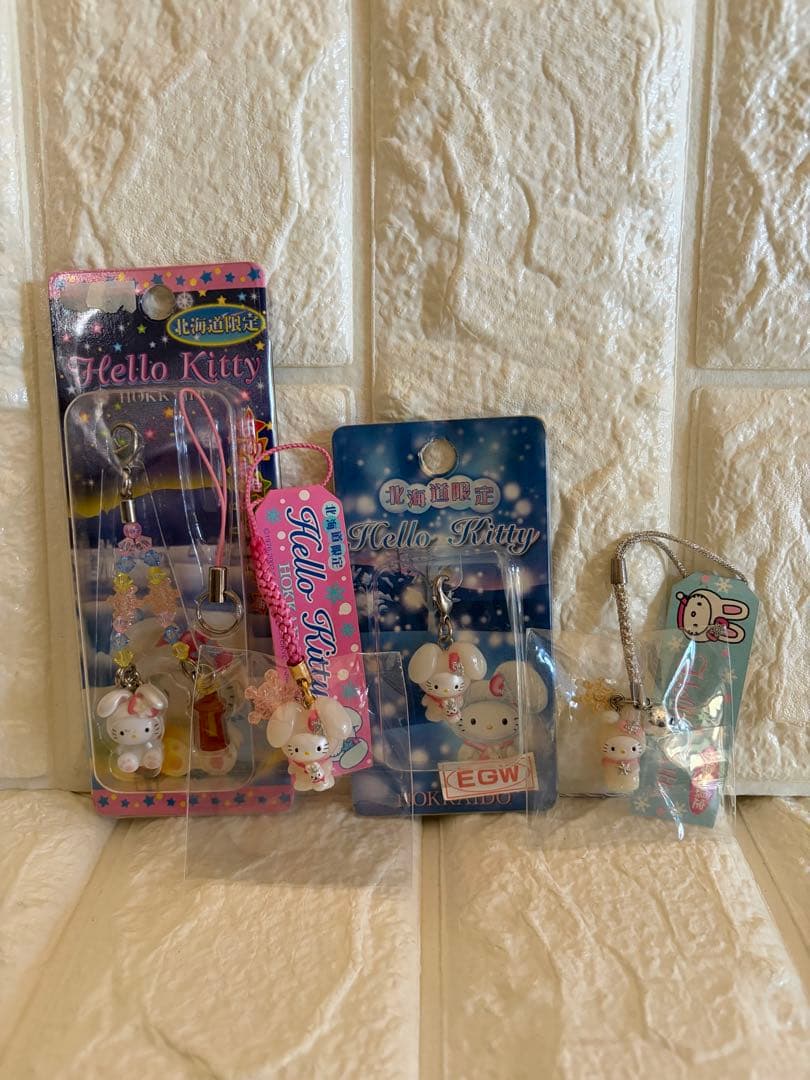 希少 ご当地キティ【北海道限定】4点セット 雪うさぎ 根付 ファスナーマスコット