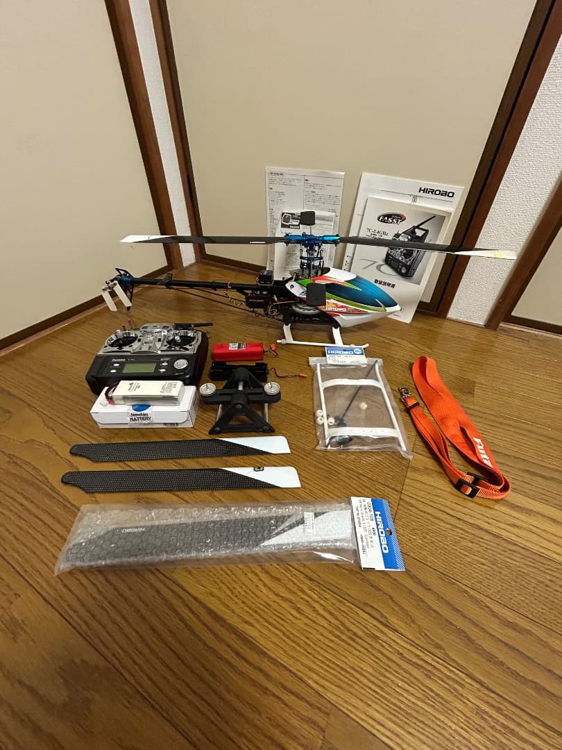 ヒロボー　エンブラ　フタバT7C その他