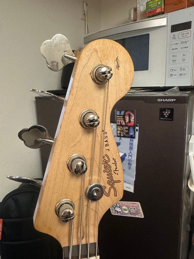 Squier Jazz Bass 青（モノ鞄着いて)