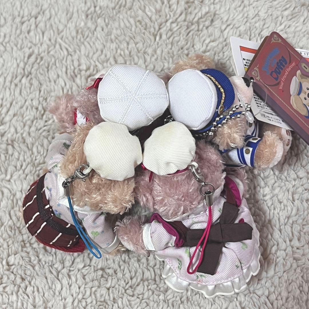 ダッフィー＆シェリーメイ　ぬいぐるみストラップ　バッジ　11体セット