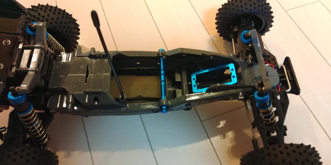 【美品・走行2回】タミヤ DT-03 OPパーツ付き LEYTON HOUSE