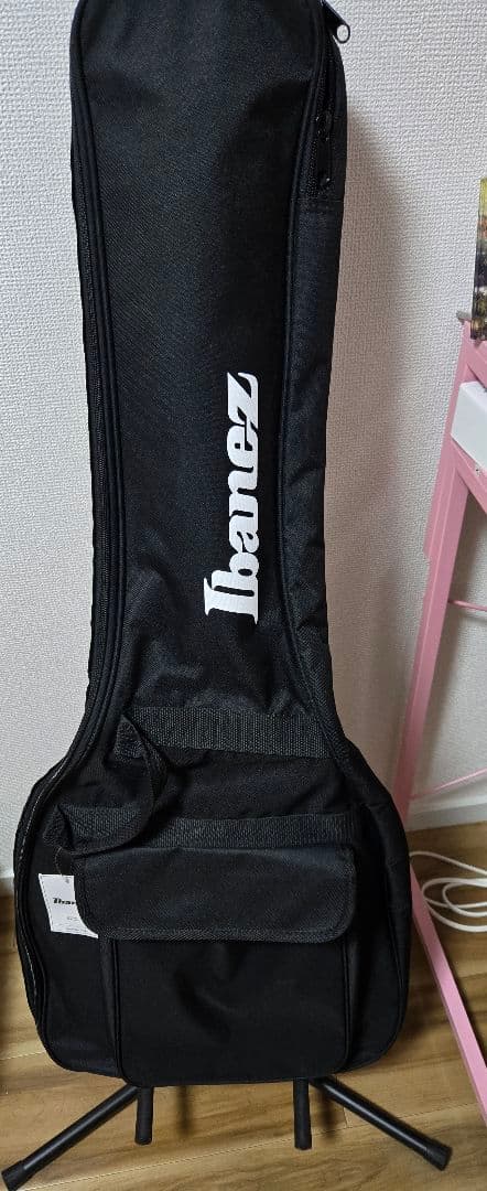 Ibanez　ICHI00　エレキギター　ホワイト