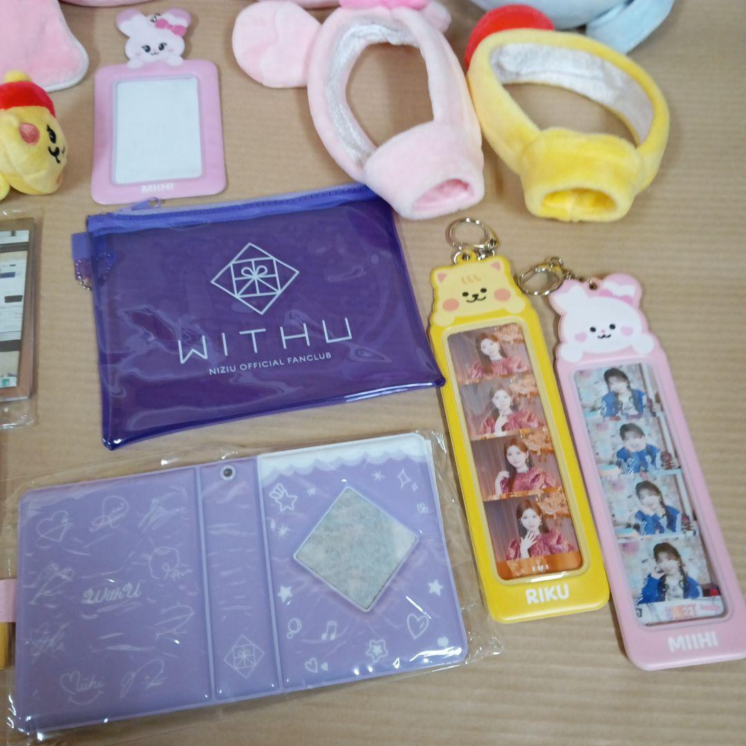 R★NiziU ぬいぐるみ・マスコット・ポーチなど大量セット