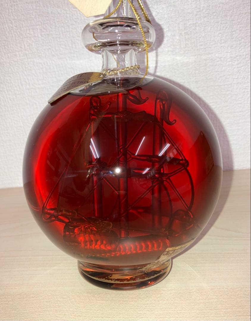 希少ランディセイリングコレクション　コニャック ブランデー　船の彫刻入りボトル