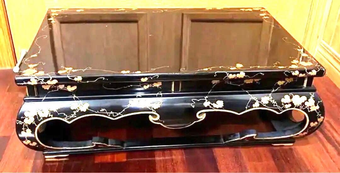 漆器、蒔絵の花台、大きい