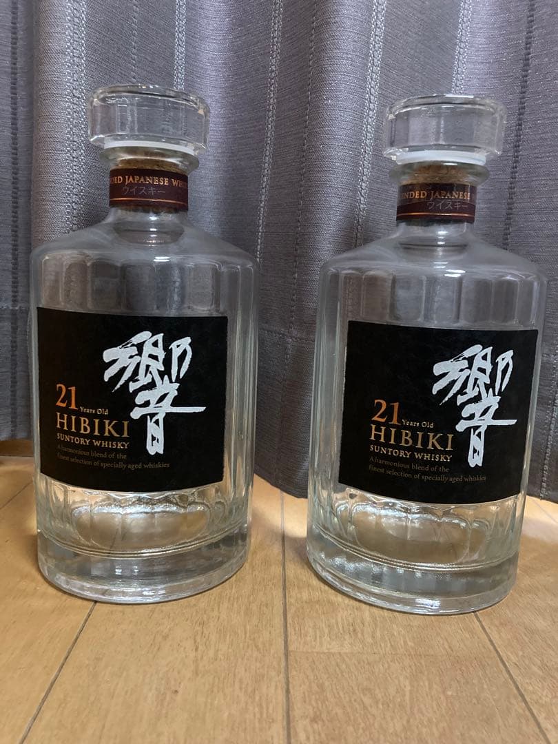 空瓶　響　HIBIKI 21年 ウイスキー 700ml 2本セット