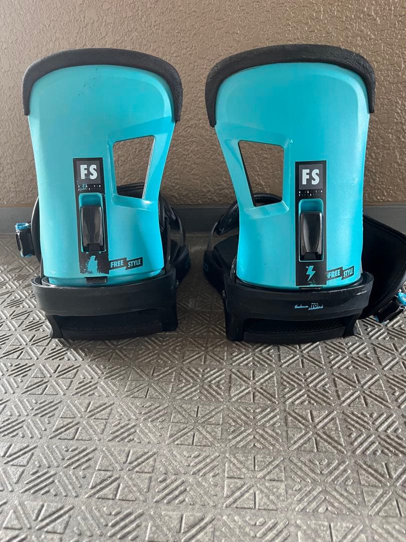 BURTONスノーボード ビンディングMサイズ