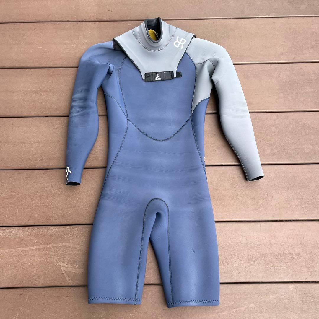 最高峰　RASH WETSUITS ロンスプ　M程度