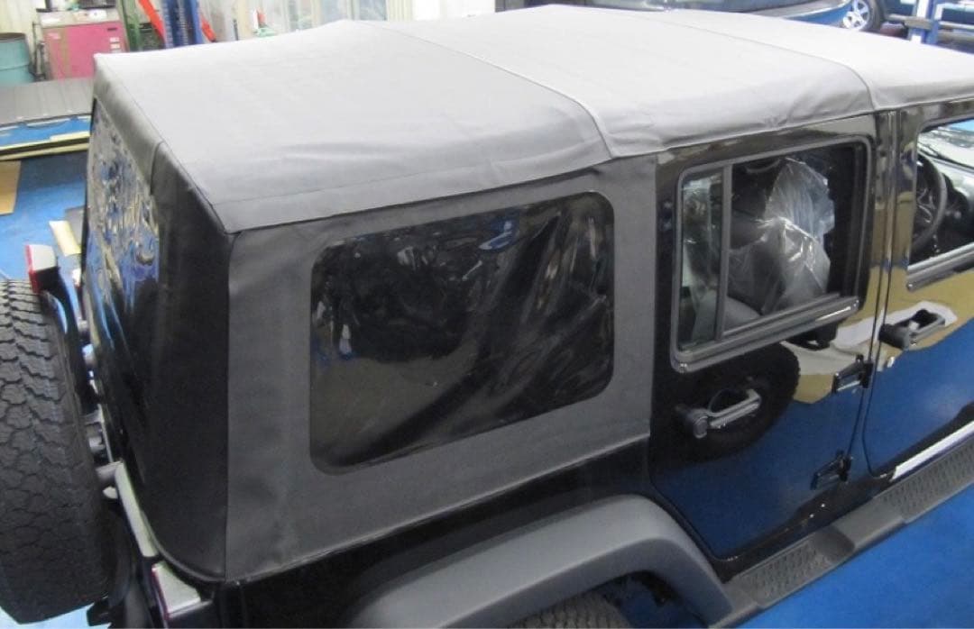 【美品】Jeep JK Wrangler MOPAR 純正幌4ドア用