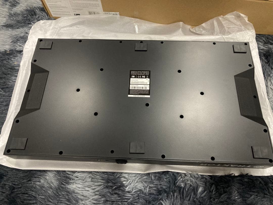 B0101)Traktor Kontrol S3 Djコントローラー