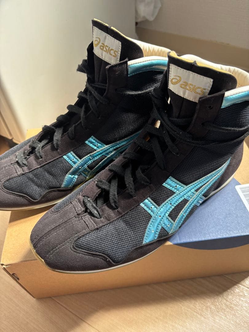 asics ボクシングシューズ 黒/水色