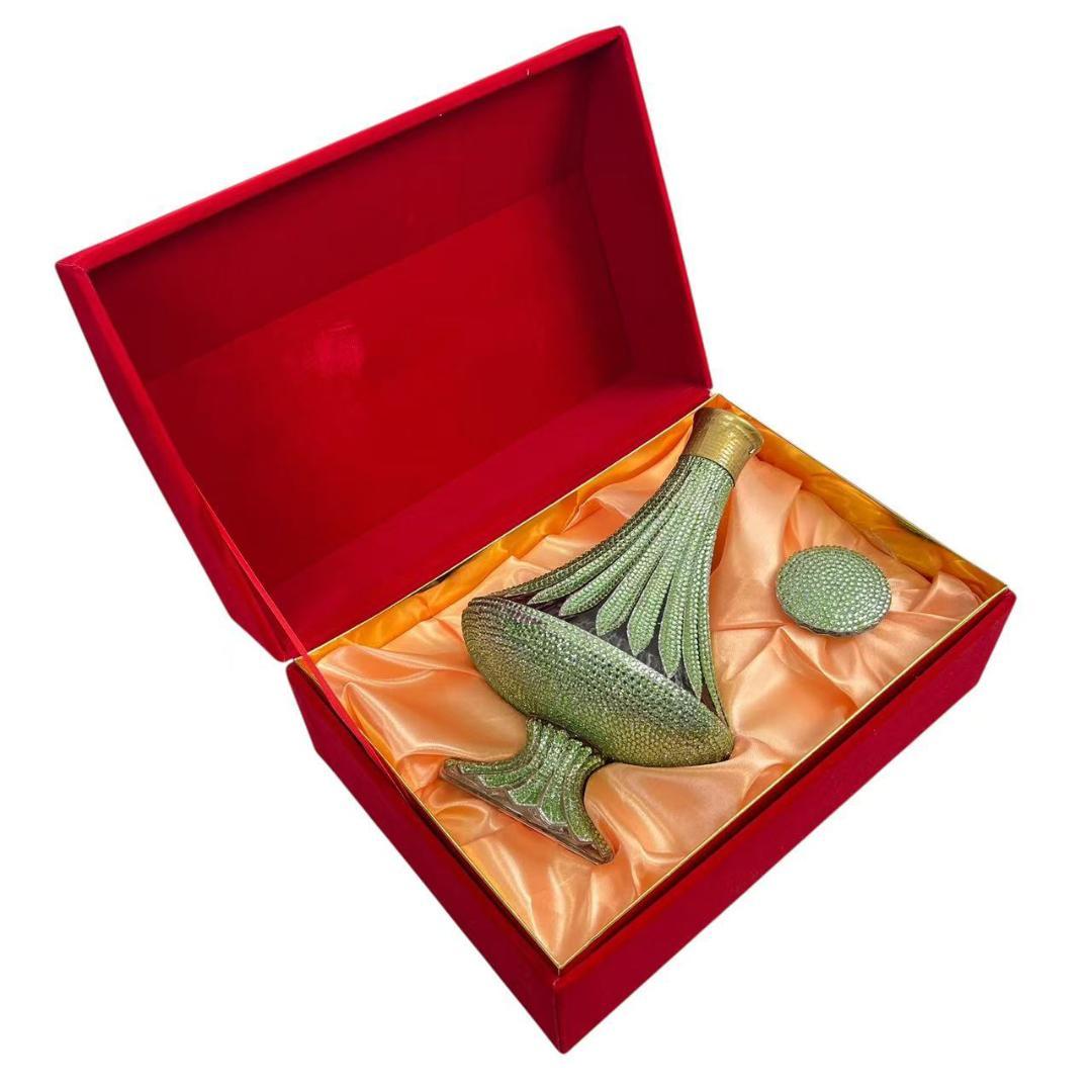 【未開栓】CROWNVINE クラウンバイン トラディション スタイルブランデー