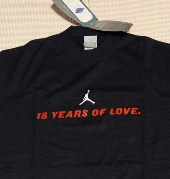 JORDAN 18 YEARS OF LOVE Tシャツ