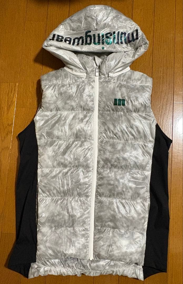 ★ 美品　マンシングウェア　ベスト　Ｌサイズ