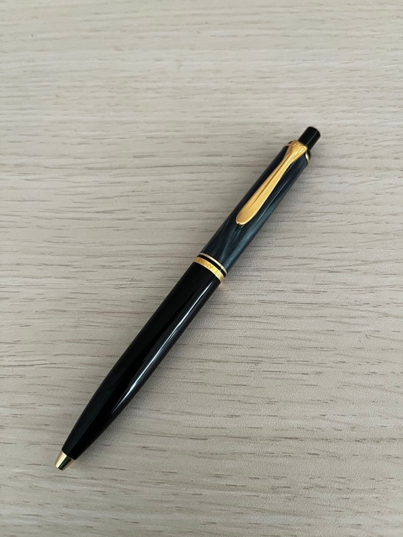 ペリカン マーブルグリーン ボールペン クラシック K200