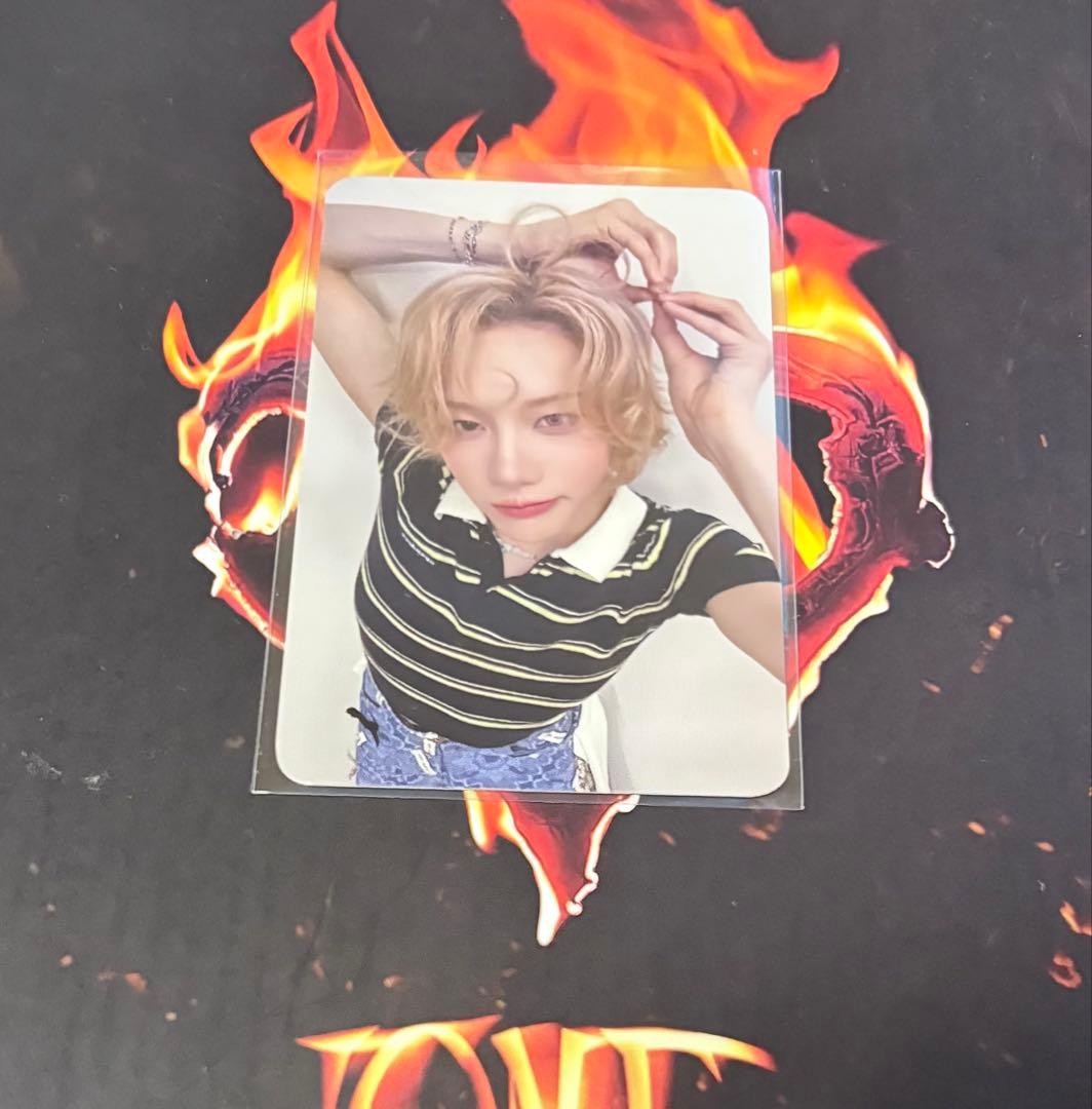 出回りなし XLOV 1stmusic ルイ トレカ 리본ver.