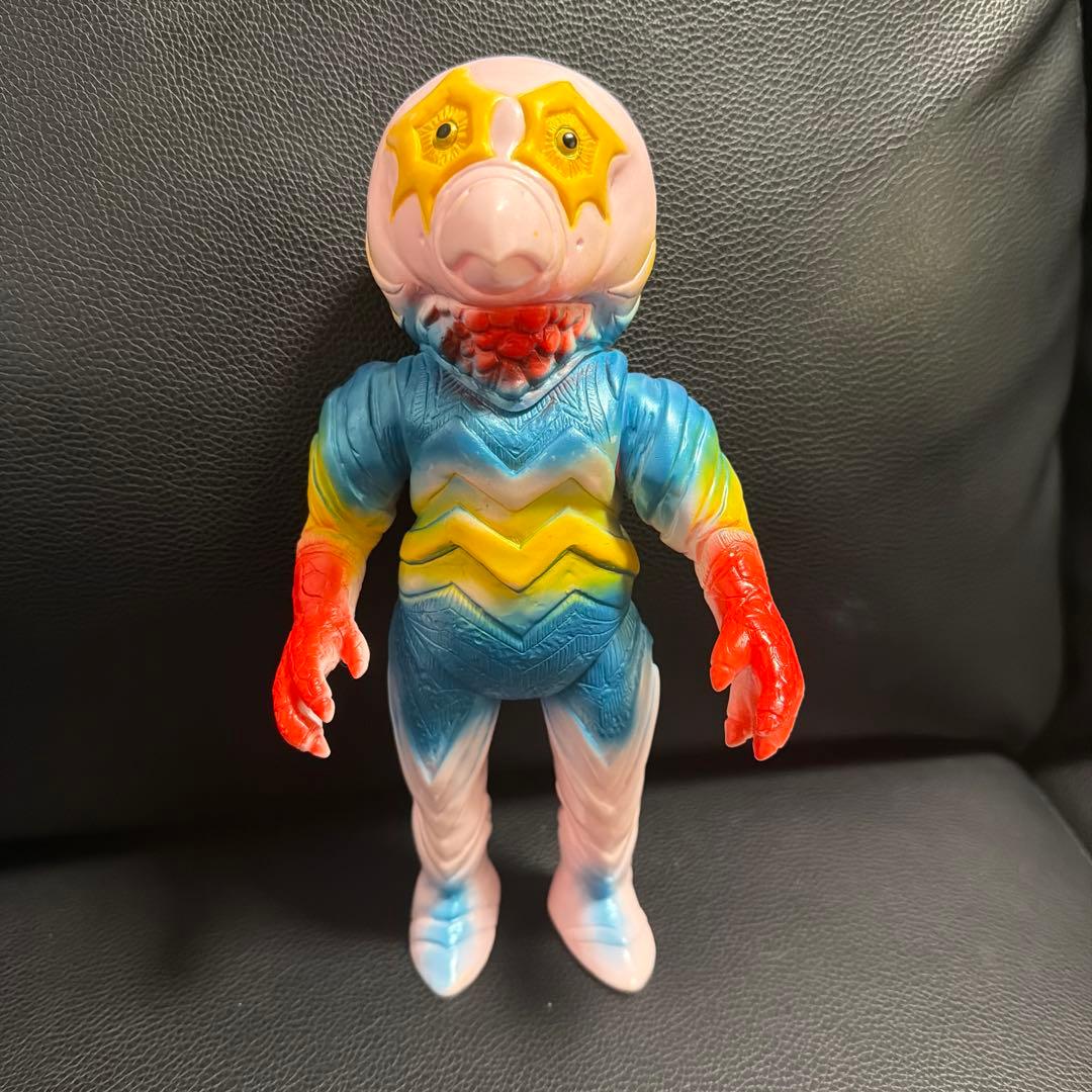 ベアモデル ガッツ星人 ソフビ