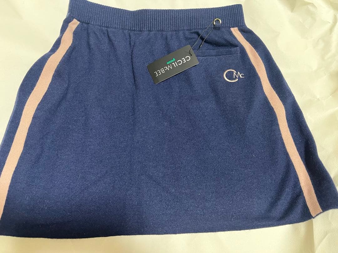 新品　タグ付き　セシルマクビー　セットアップ　ゴルフウエア　ネイビー
